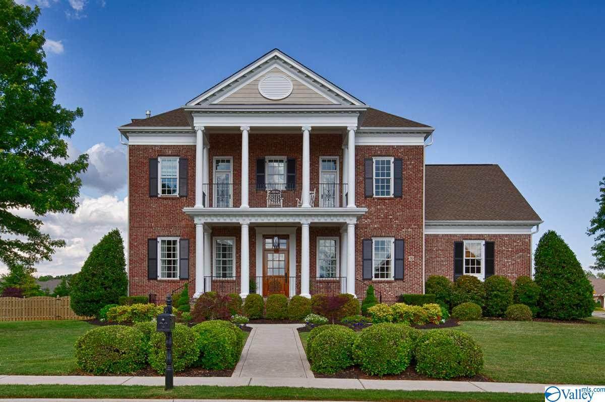 70 Lake Forest Blvd - Photo 1