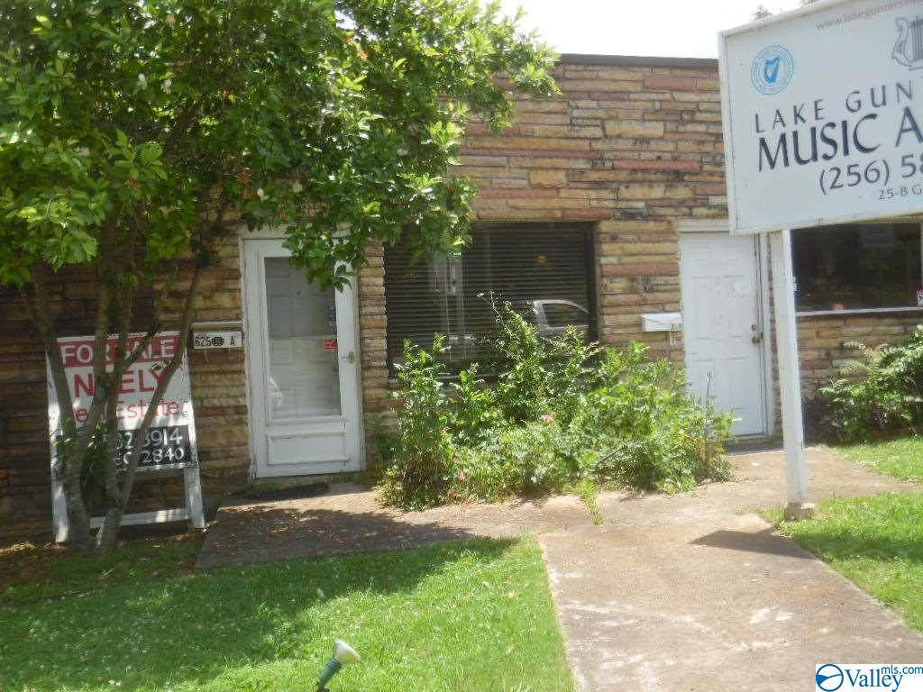 625 Gunter Avenue - Photo 1