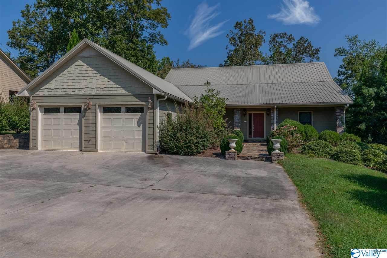 1029 County Road 3908 - Photo 1