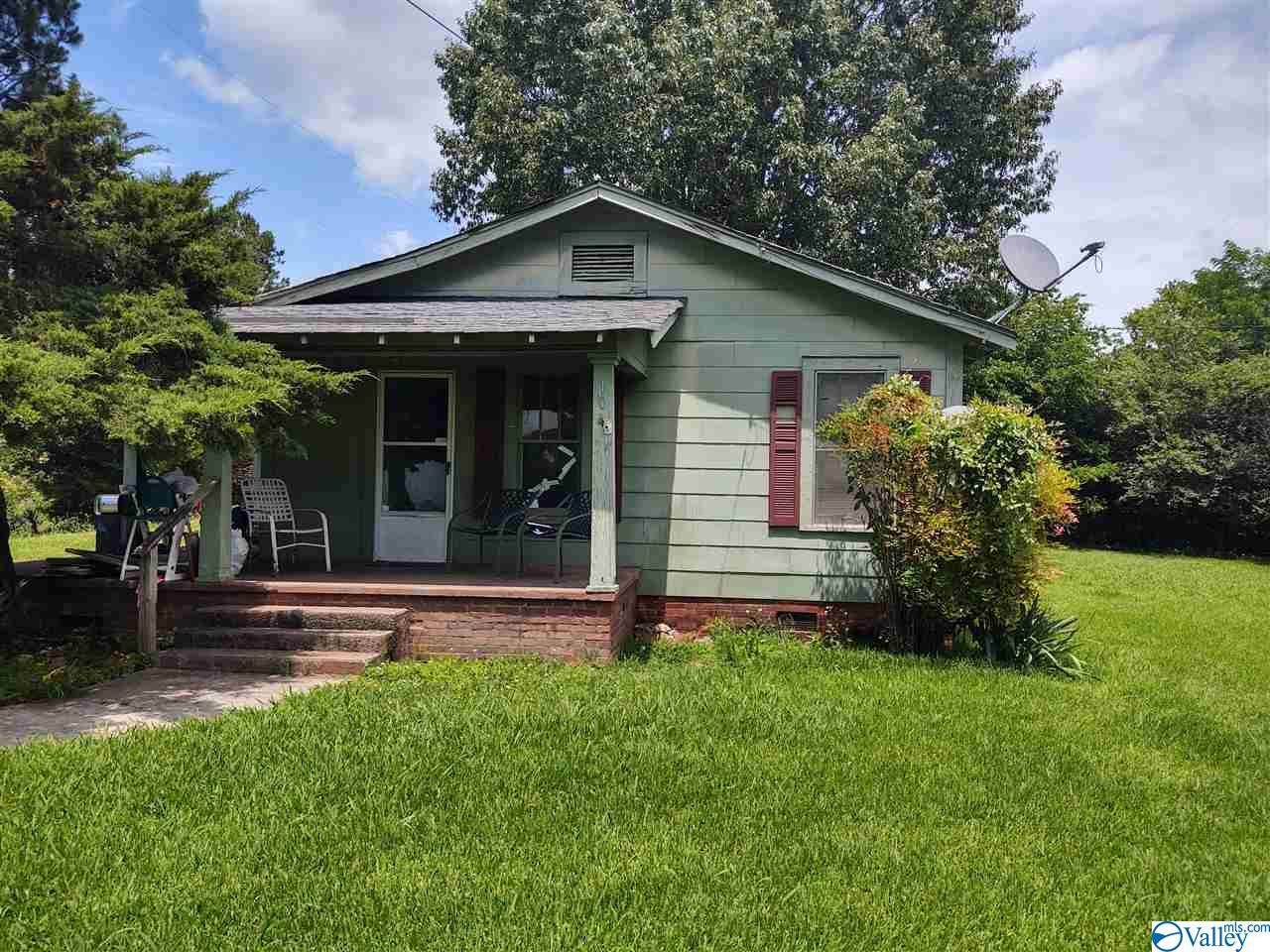 104 East Lake Drive - Photo 1