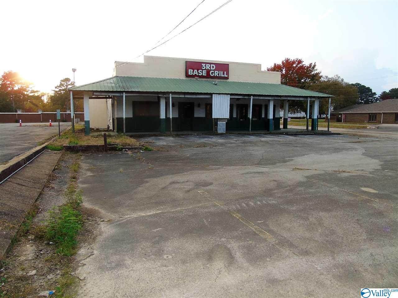 7904 South Memorial Parkway - Photo 1