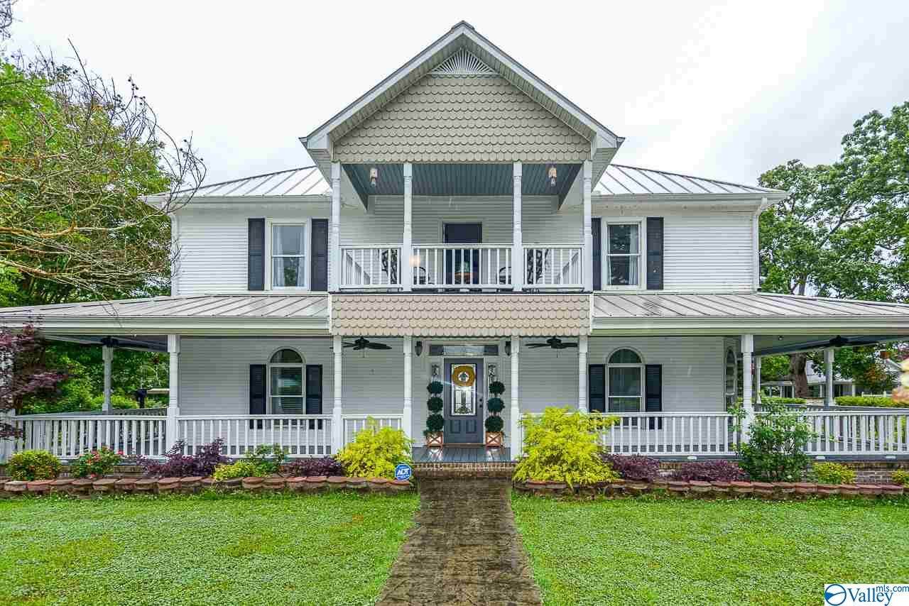 1354 Lovett Street - Photo 1