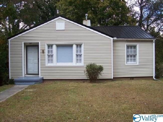 1537 Bacon Avenue - Photo 1