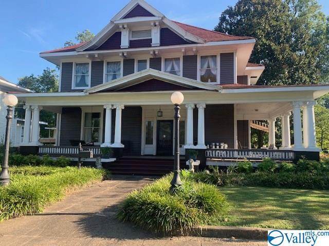 852 Walnut Street - Photo 1