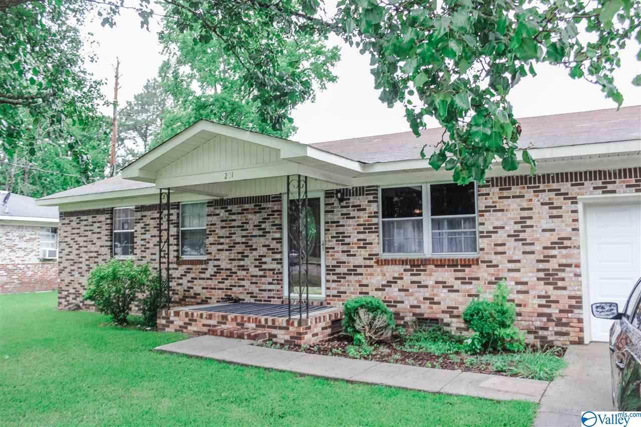 201 Roberts Avenue - Photo 1