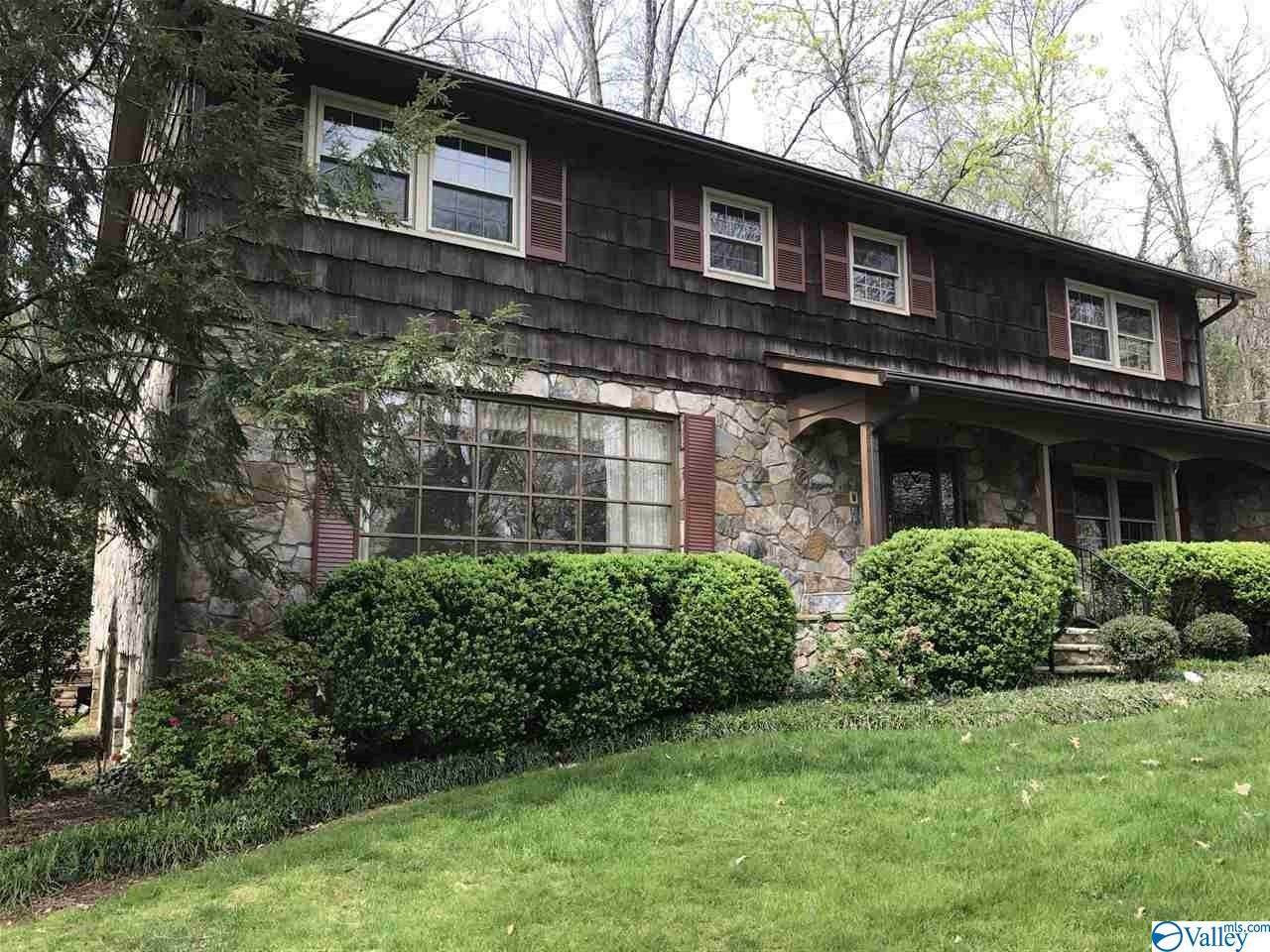2712 Westminister Way - Photo 1