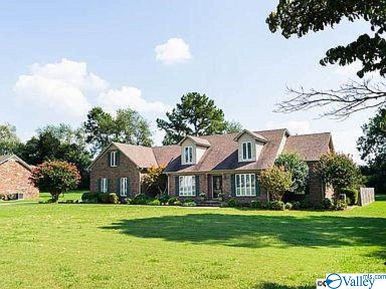 408 Wellington Road - Photo 1