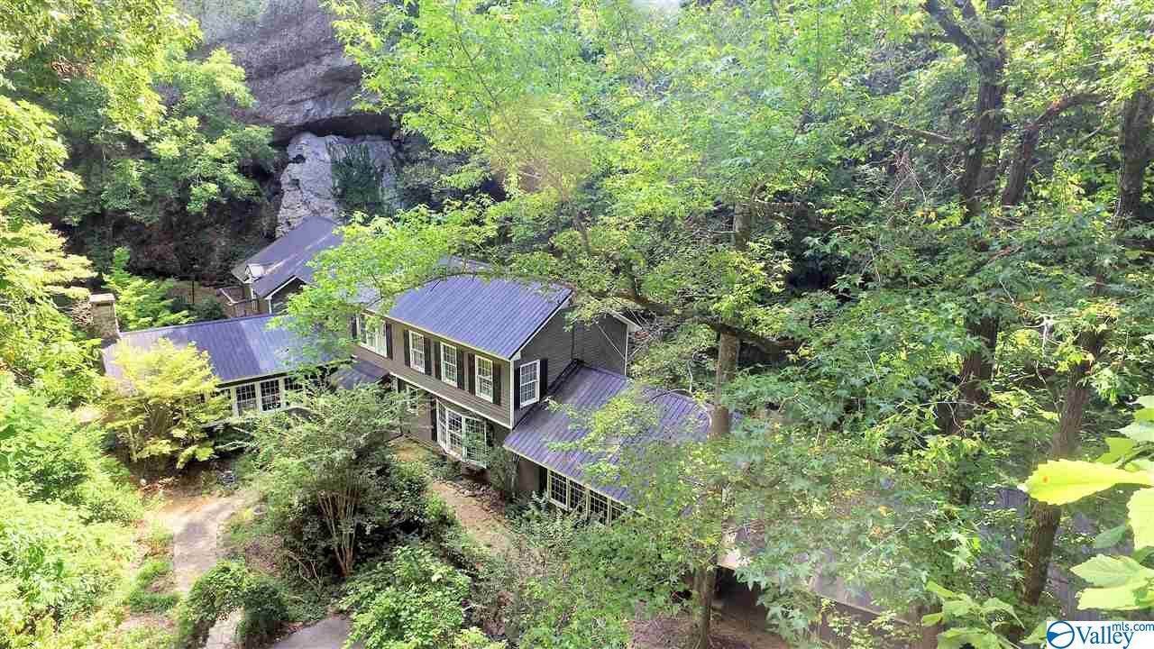 502 Country Club Drive - Photo 1