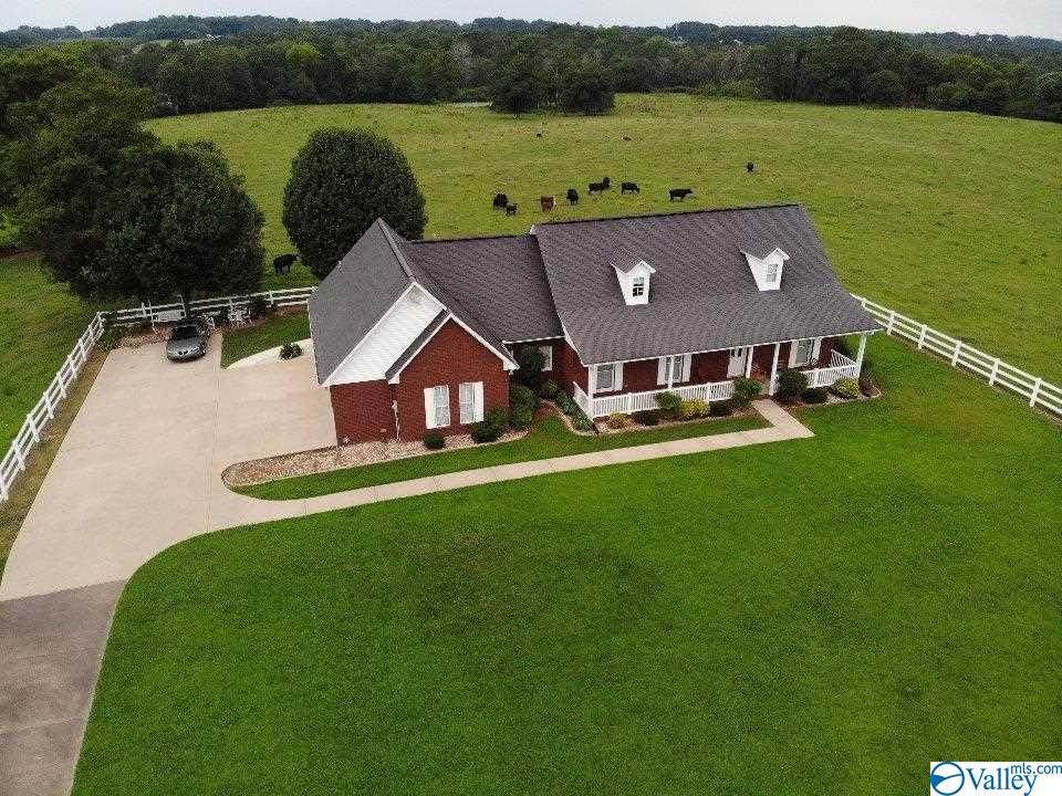 180 Cochran Road - Photo 1