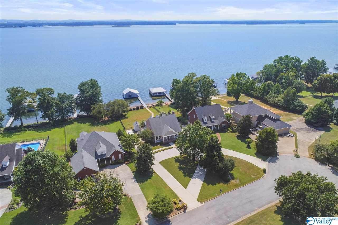 13884 Catawba Circle - Photo 1