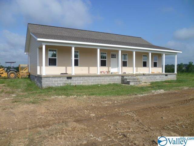 576 Scott Avenue - Photo 1