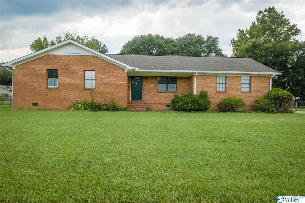 205 Hannah Avenue - Photo 1