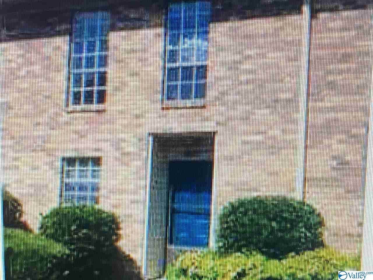 205 Marinawoods Drive - Photo 1