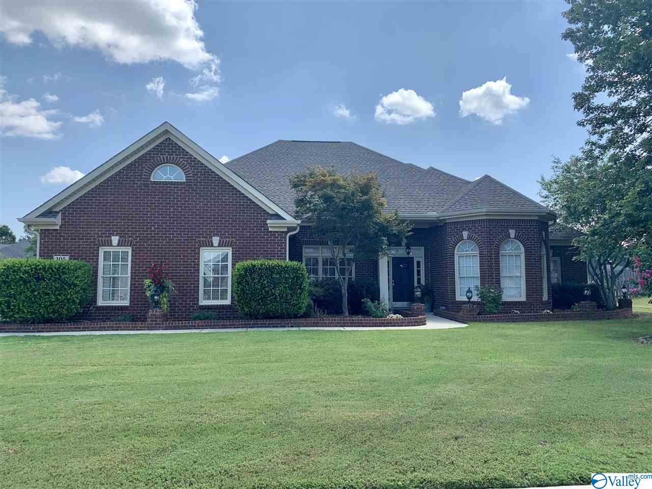 105 Shady Spring Drive - Photo 1