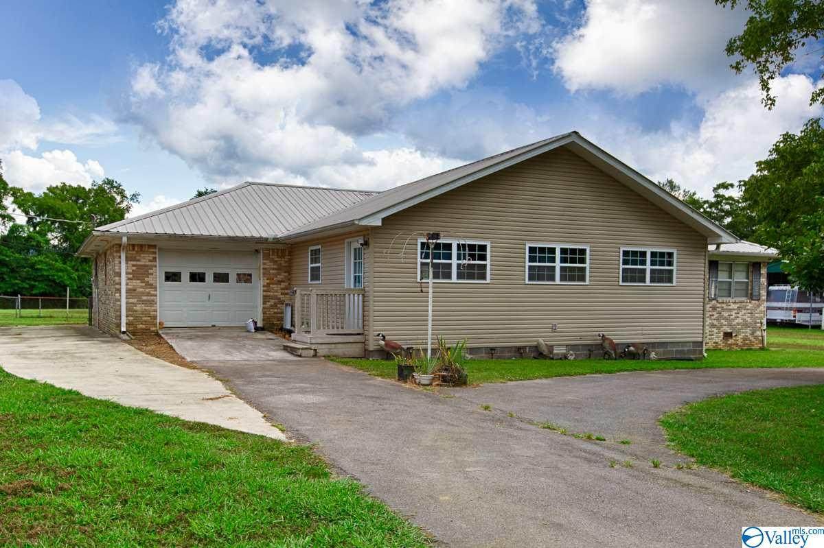 293 Neal Drive - Photo 1