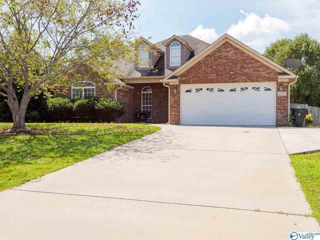 222 Turkey Point Drive - Photo 1