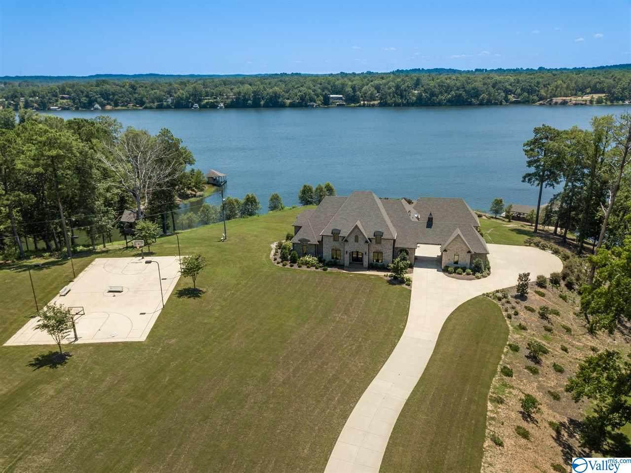 15139 Waters Edge Drive - Photo 1