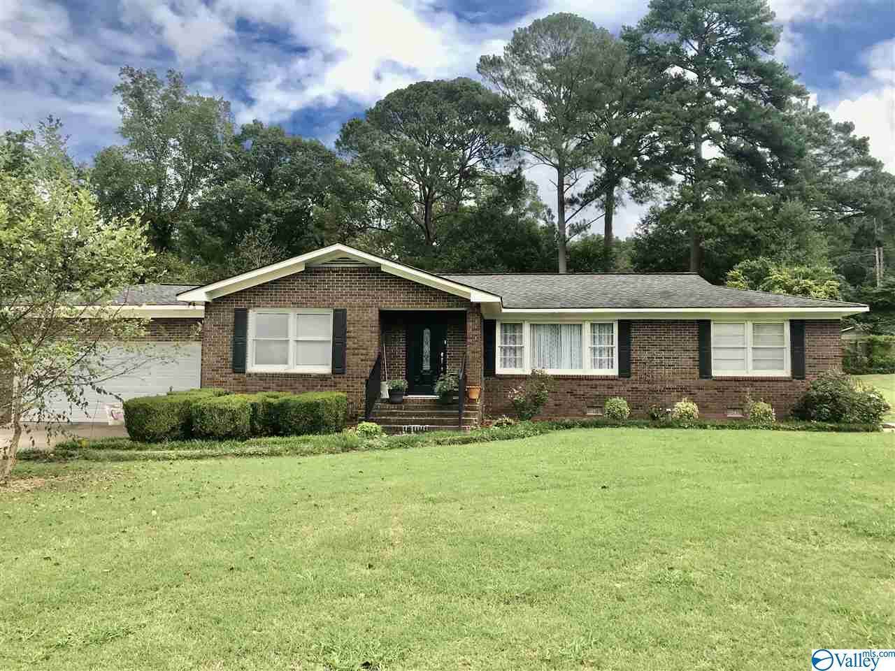 312 Country Club Drive - Photo 1