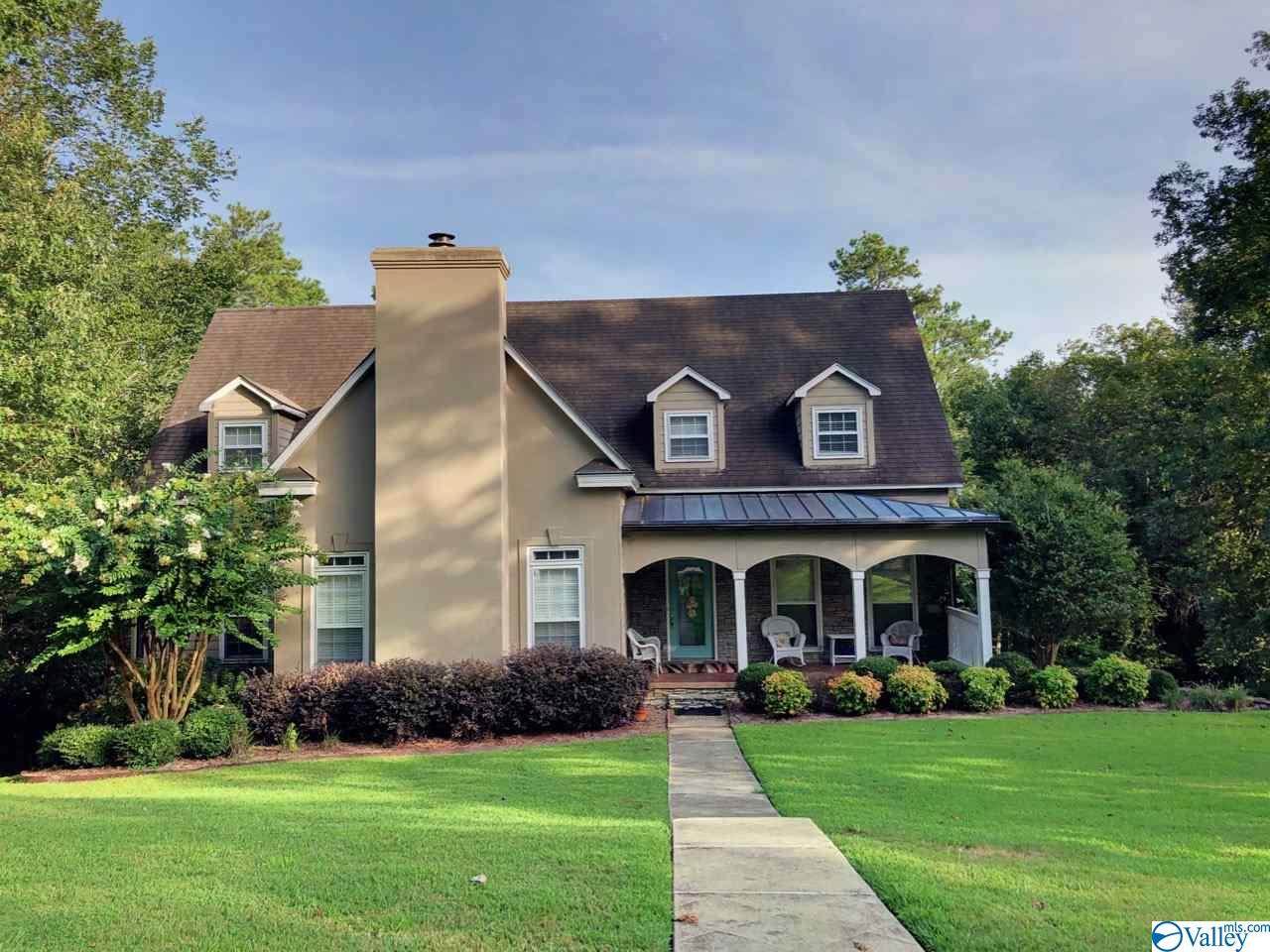 109 Montcrest Point - Photo 1