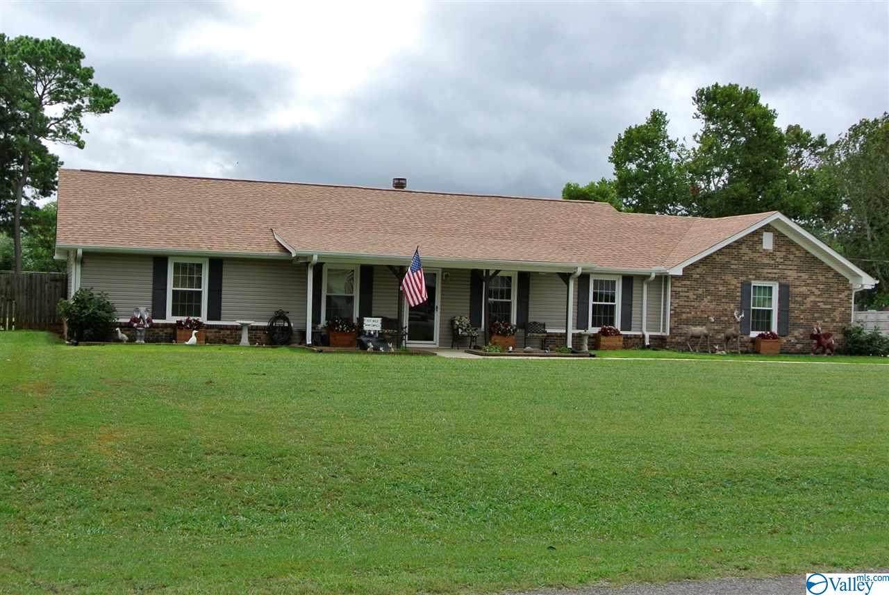 112 Callaway Lane - Photo 1