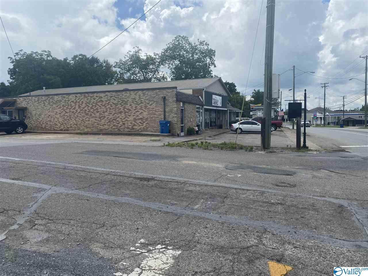 401 North Main Street - Photo 1