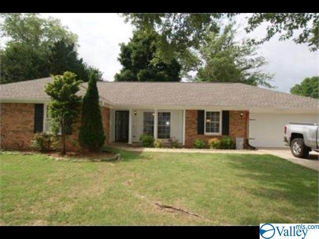 1098 Leeward Drive - Photo 1