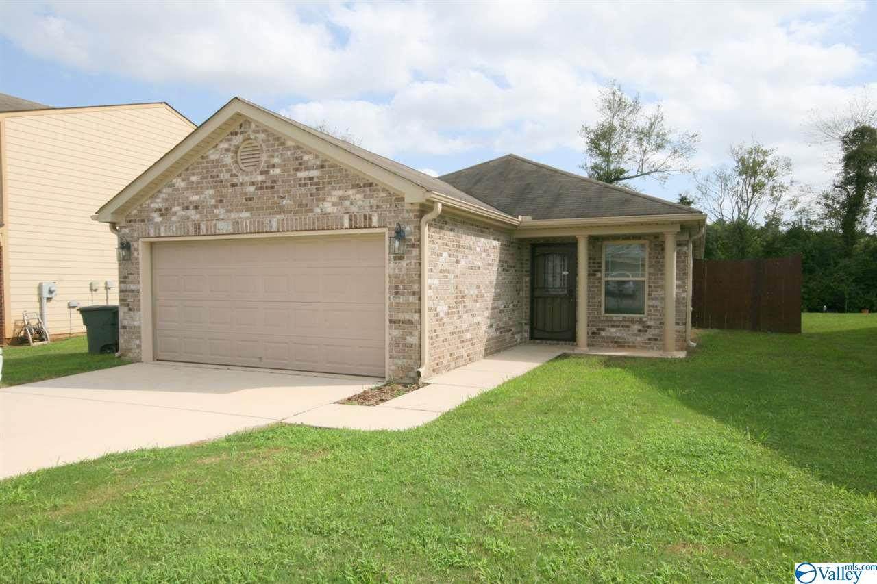 232 Valleyside Drive - Photo 1