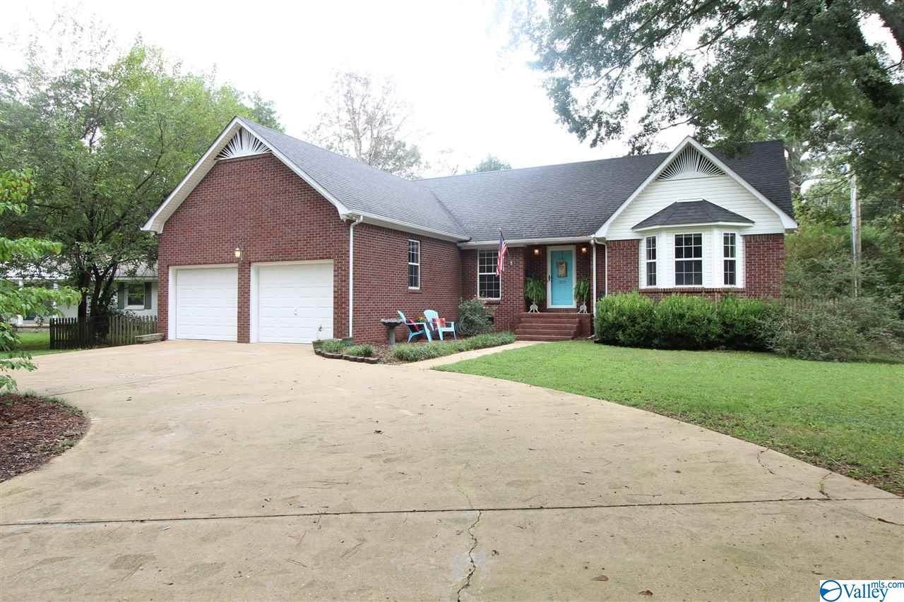 903 Brahma Street - Photo 1