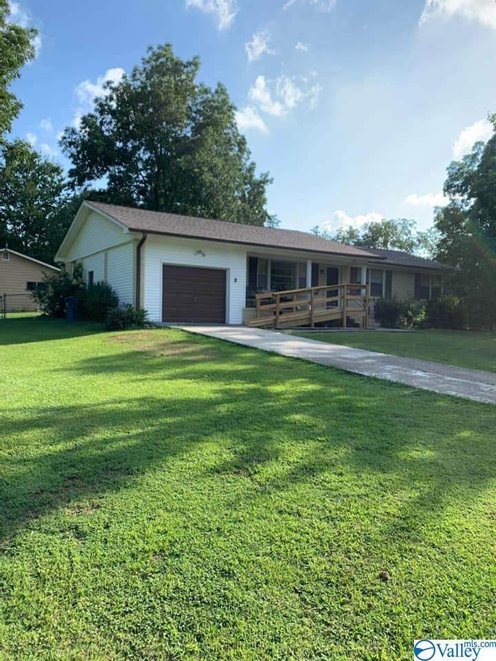 1035 4TH AVENUE - Photo 1