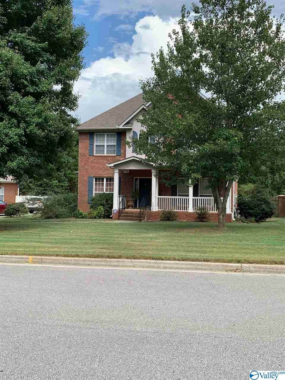 109 Lansdowne Drive - Photo 1