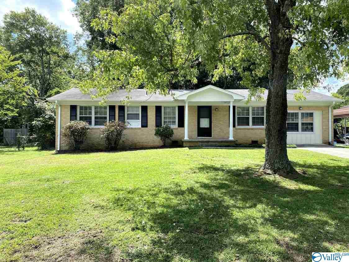 1016 Heard Drive - Photo 1