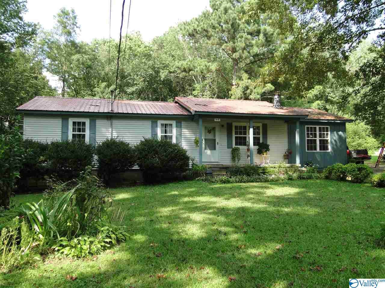 1441 Sunset Circle - Photo 1
