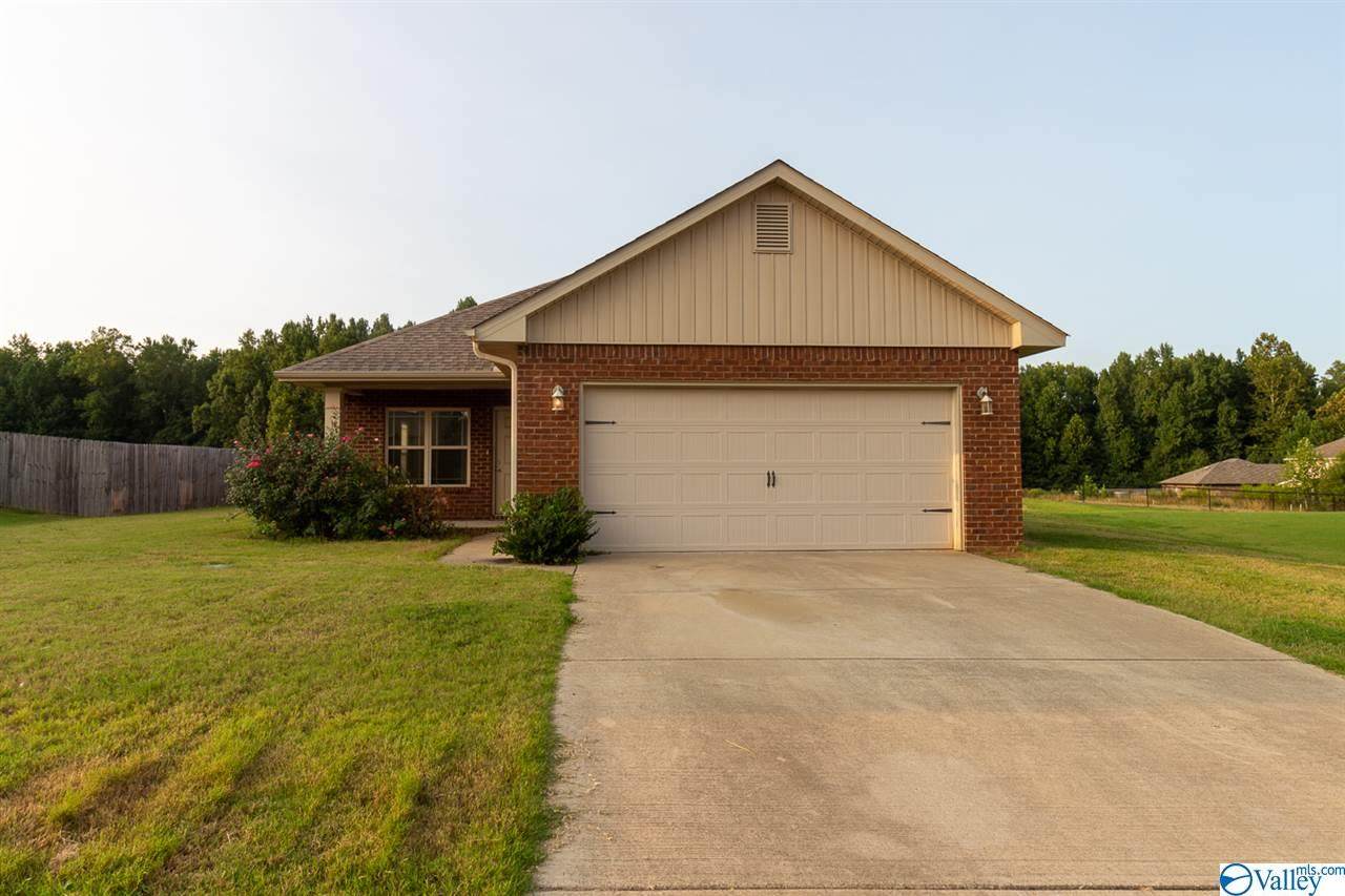 126 Clydesdale Lane - Photo 1