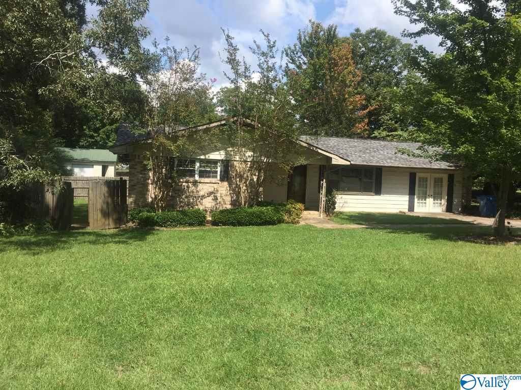 490 Laura Avenue - Photo 1