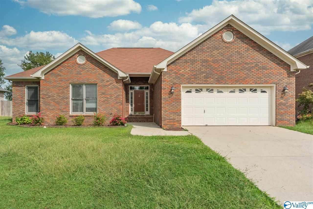108 Arabian Drive - Photo 1