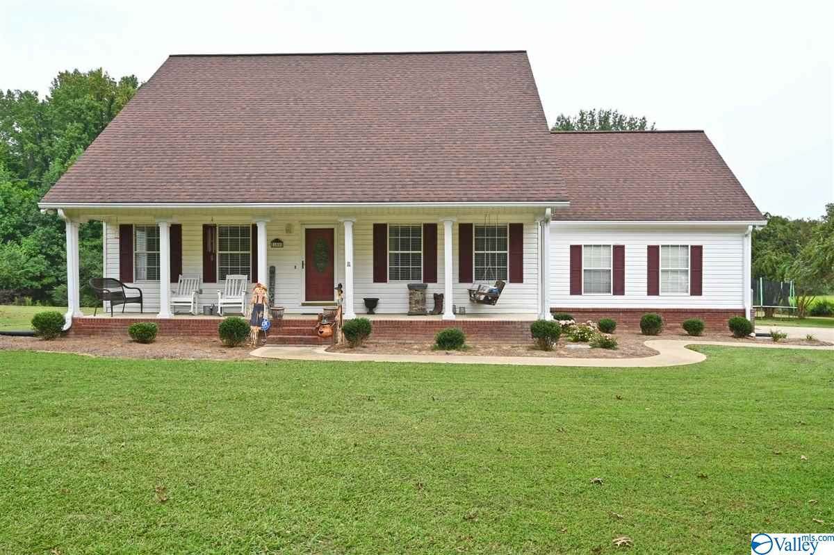 100 County Road 1549 - Photo 1