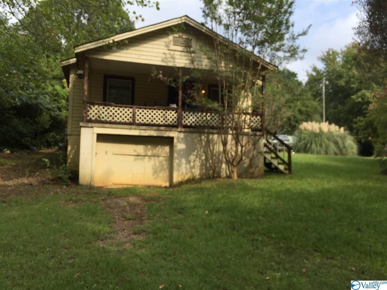 2412 Dean Street - Photo 1