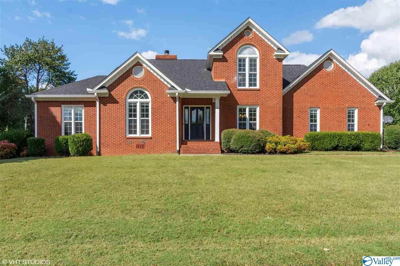 101 Laurelmill Drive - Photo 1