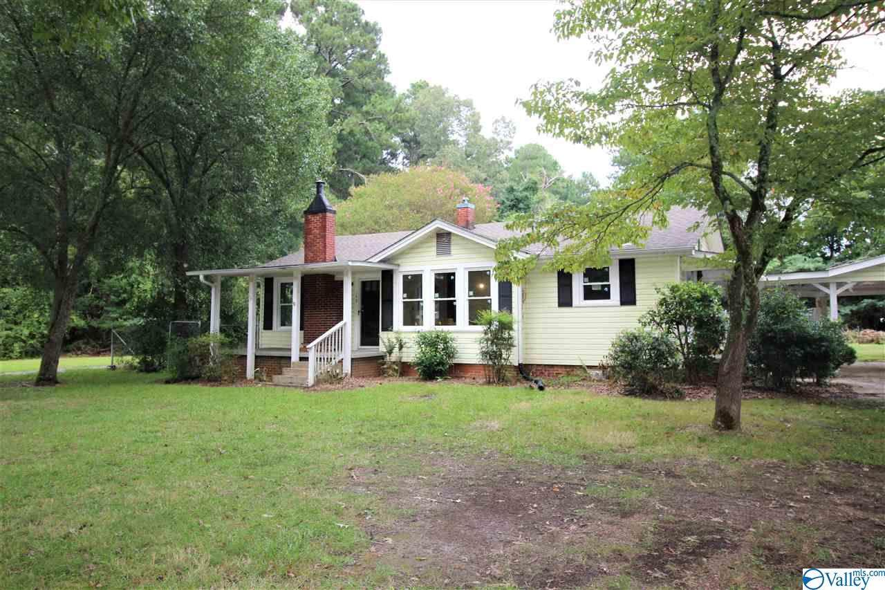 1140 Bay Springs Road - Photo 1