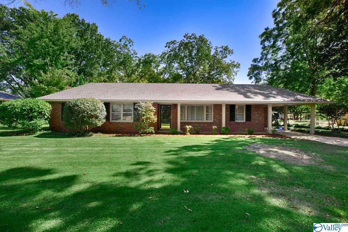 1710 Dianne Street - Photo 1
