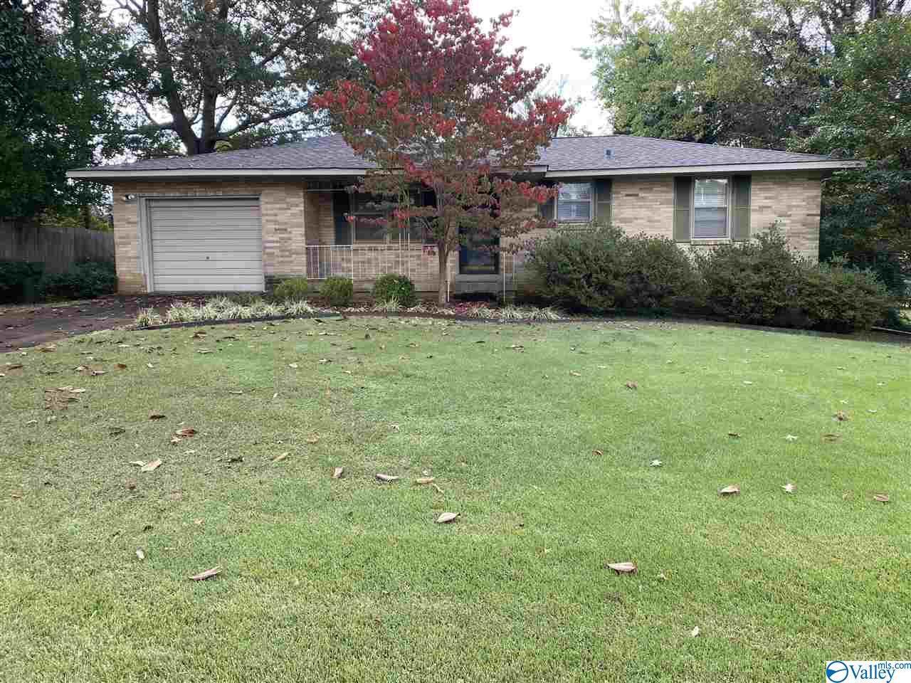 515 Graycroft Drive - Photo 1