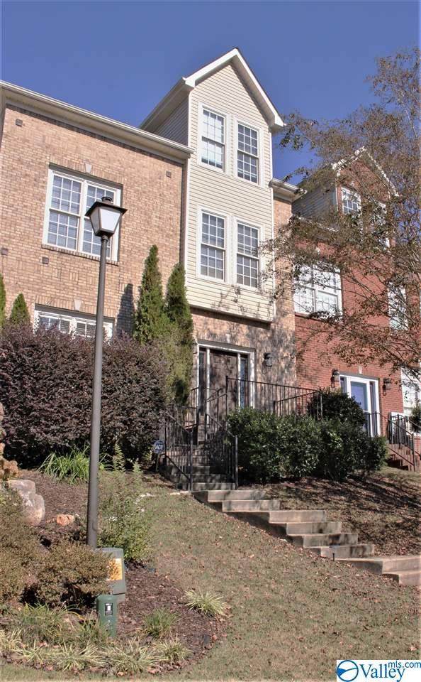 210 West Lake Circle - Photo 1