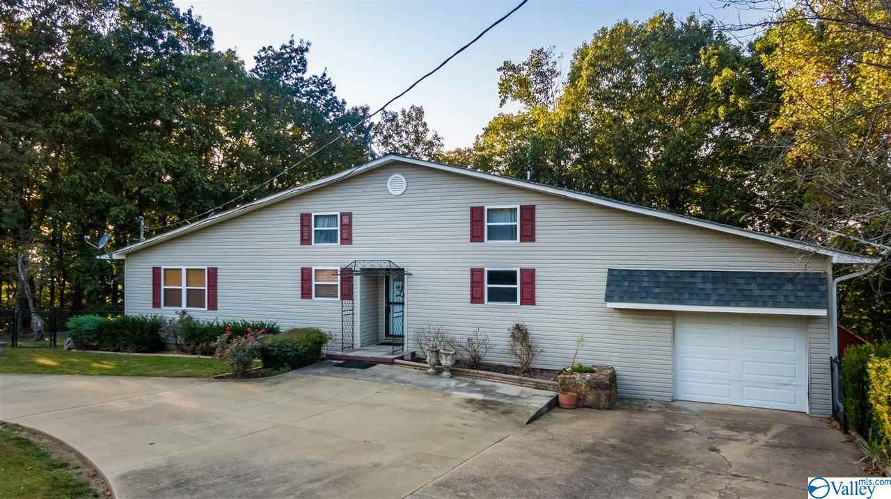 712 Scenic Road - Photo 1