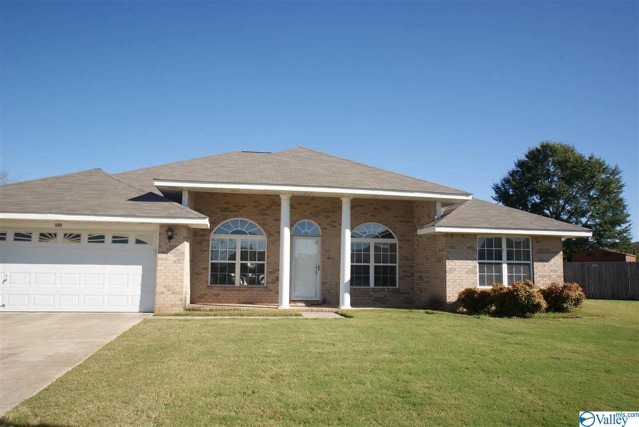 100 Hoven Court - Photo 1