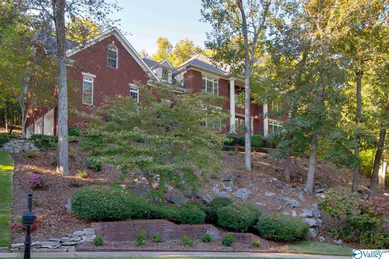 2986 Hampton Cove Way - Photo 1