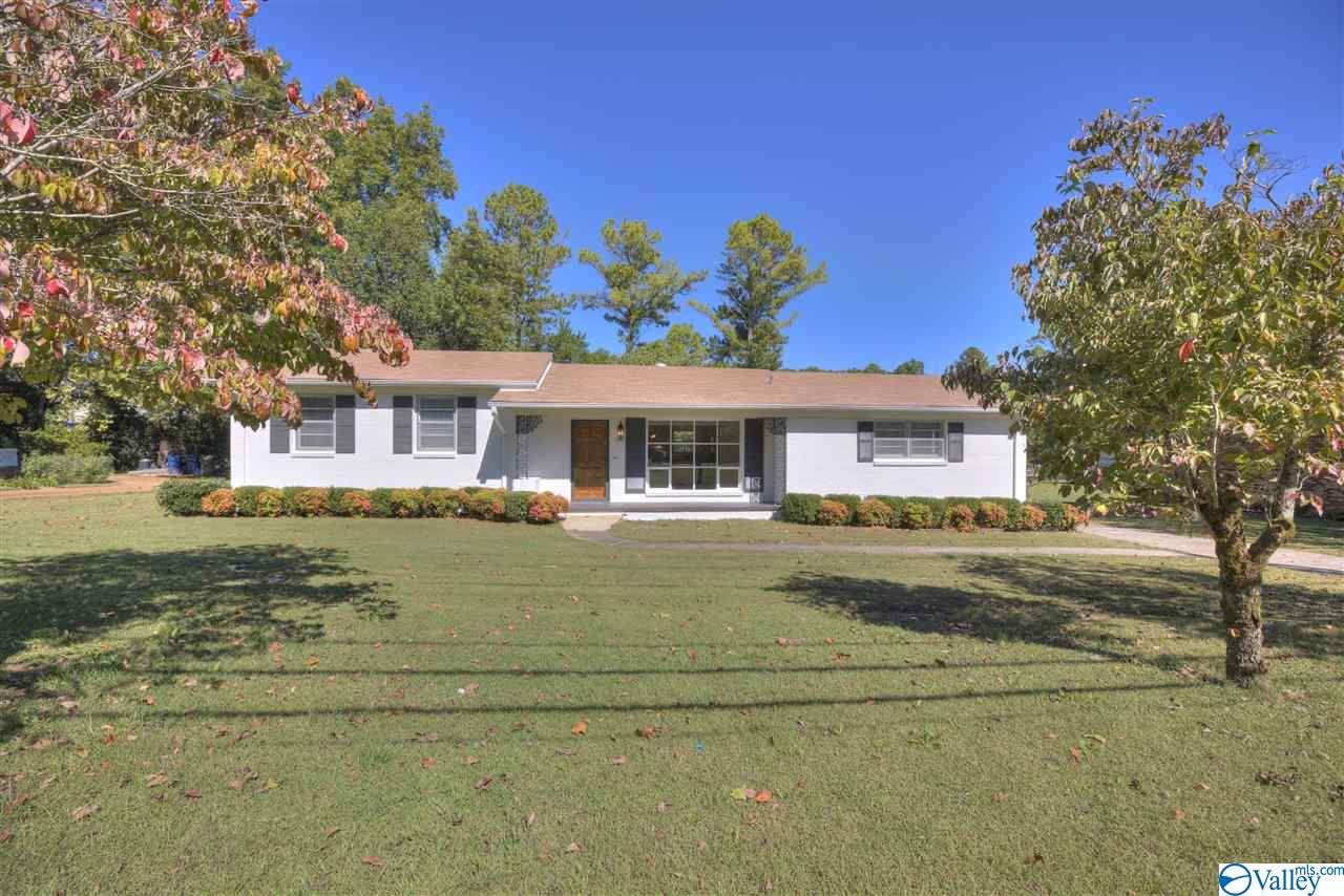 1013 Drake Avenue - Photo 1