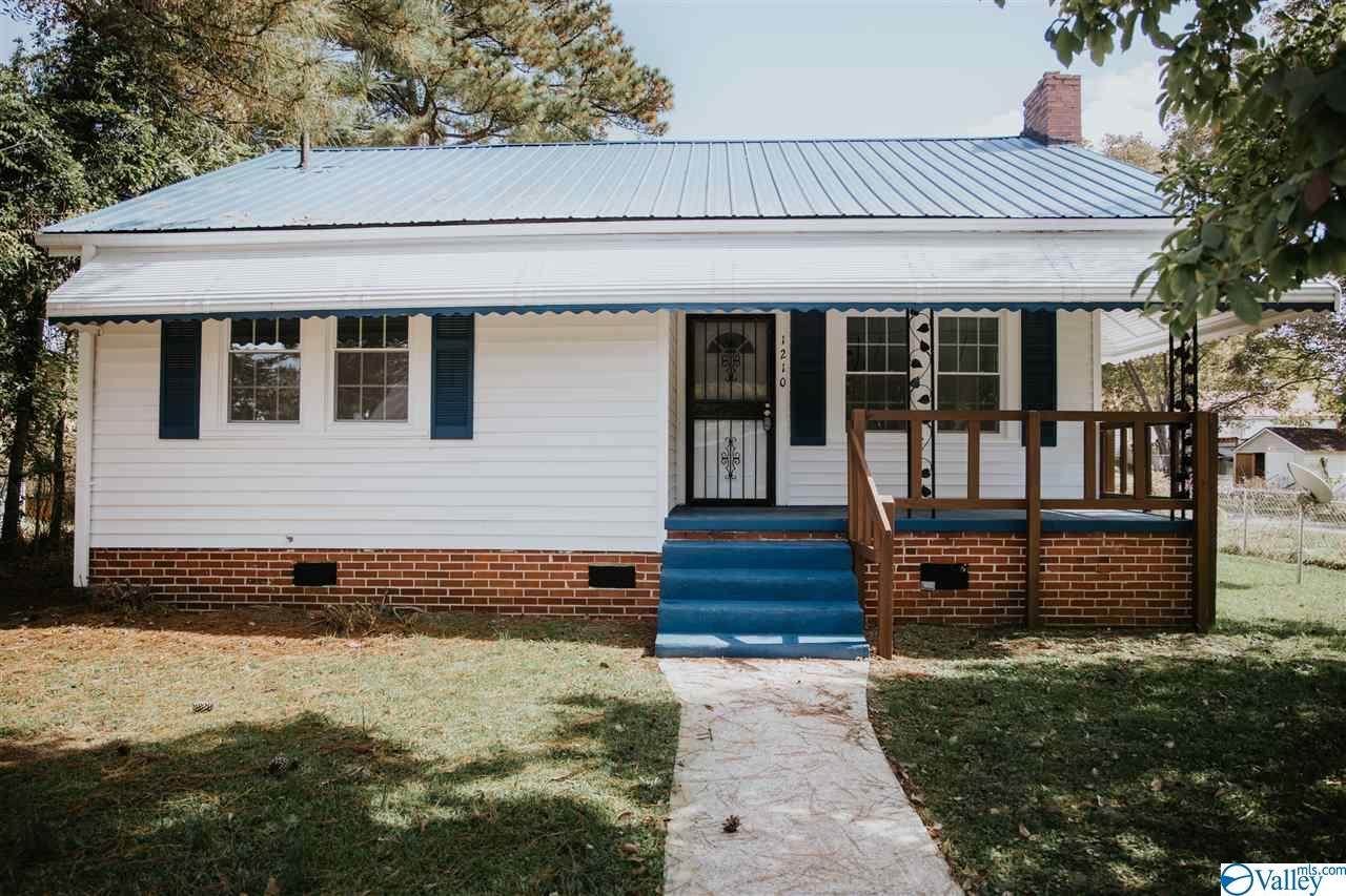 1210 Vinson Avenue - Photo 1