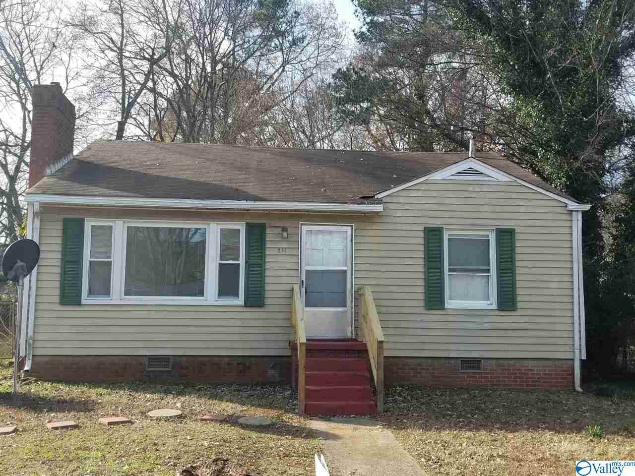 231 Richmond Drive - Photo 1