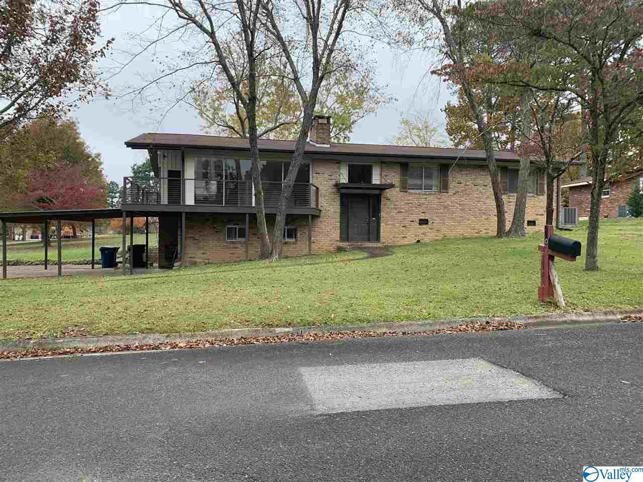 400 Apple Avenue - Photo 1