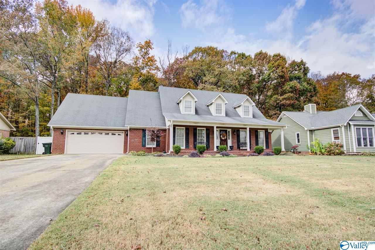 2307 Shelburne Avenue - Photo 1